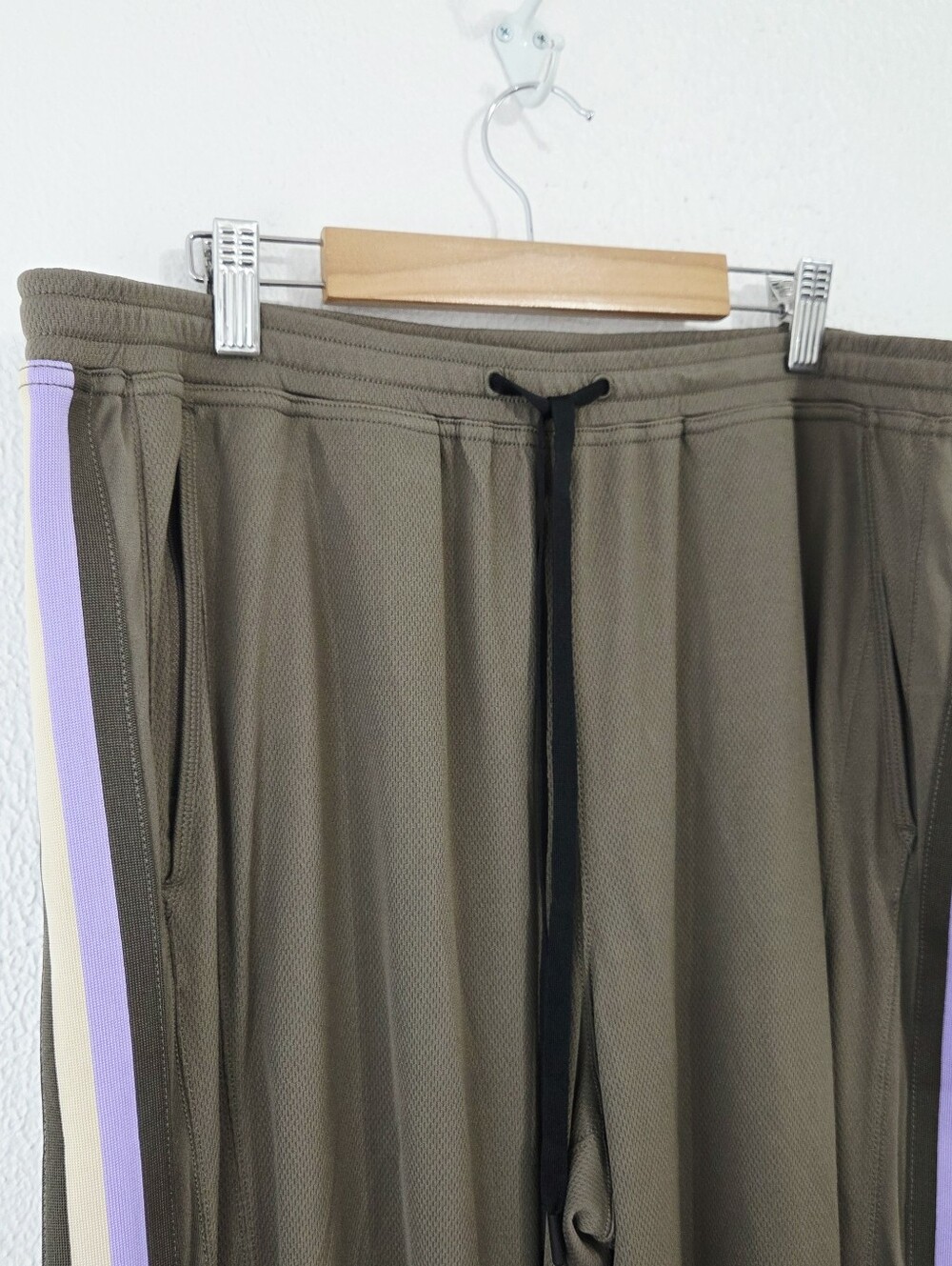 Free People one on one mesh pants army green purple side stripe women's XL new - Picture 7 of 11